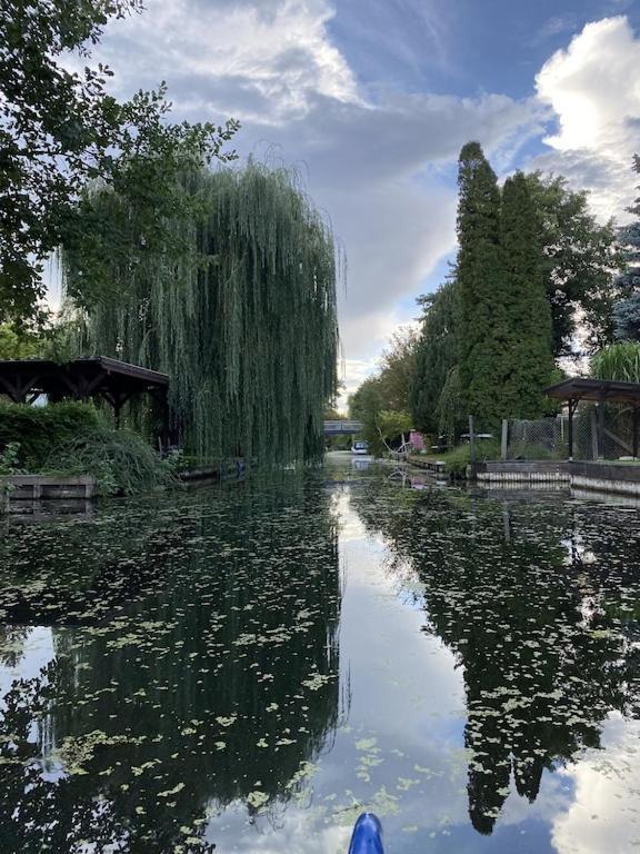 Vakantiehuis Holzhaus Mit Direktem Wasserzugang In Berlin-koepenick Berlijn