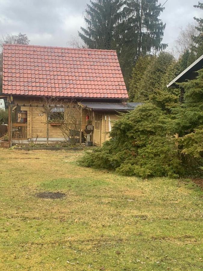 Vakantiehuis Holzhaus Mit Direktem Wasserzugang In Berlin-koepenick *